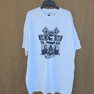 Mattel White Hot Wheels Graphic Tee